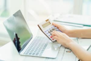 calculate commercial property value