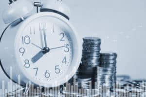 find the best time to invest in commercial real estate